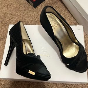 Never been war before black velvet Versace pumps